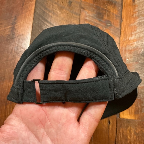 lululemon athletica Black Cap - Picture 12 of 16
